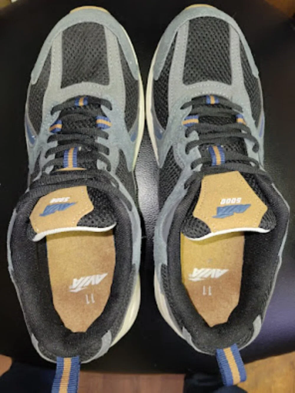 Avia Men’s Size 11 Gray Blue Athletic Running Sneakers NWOT